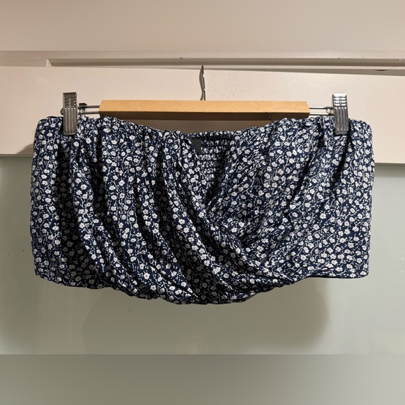 Floral Tube Too - Picture 3 of 8